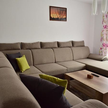 Apartman Lukov Lukov  Dış mekan fotoğraf